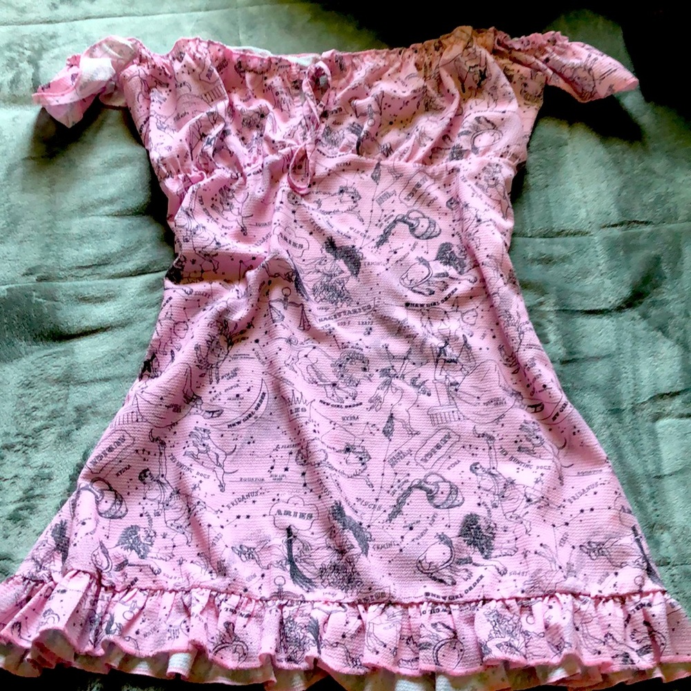 Horoscope pink Galaxy print dress